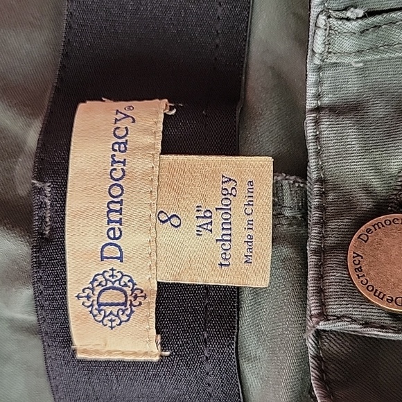 Democracy AB Technology Camouflage Jeans/ 8. - Picture 4 of 11